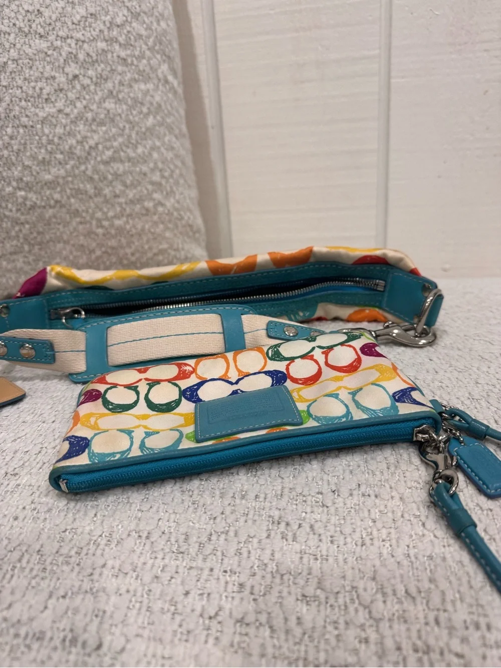 vintage Coach Hamptons Weekend Scribble Hobo Bag w/ matching wristlet
